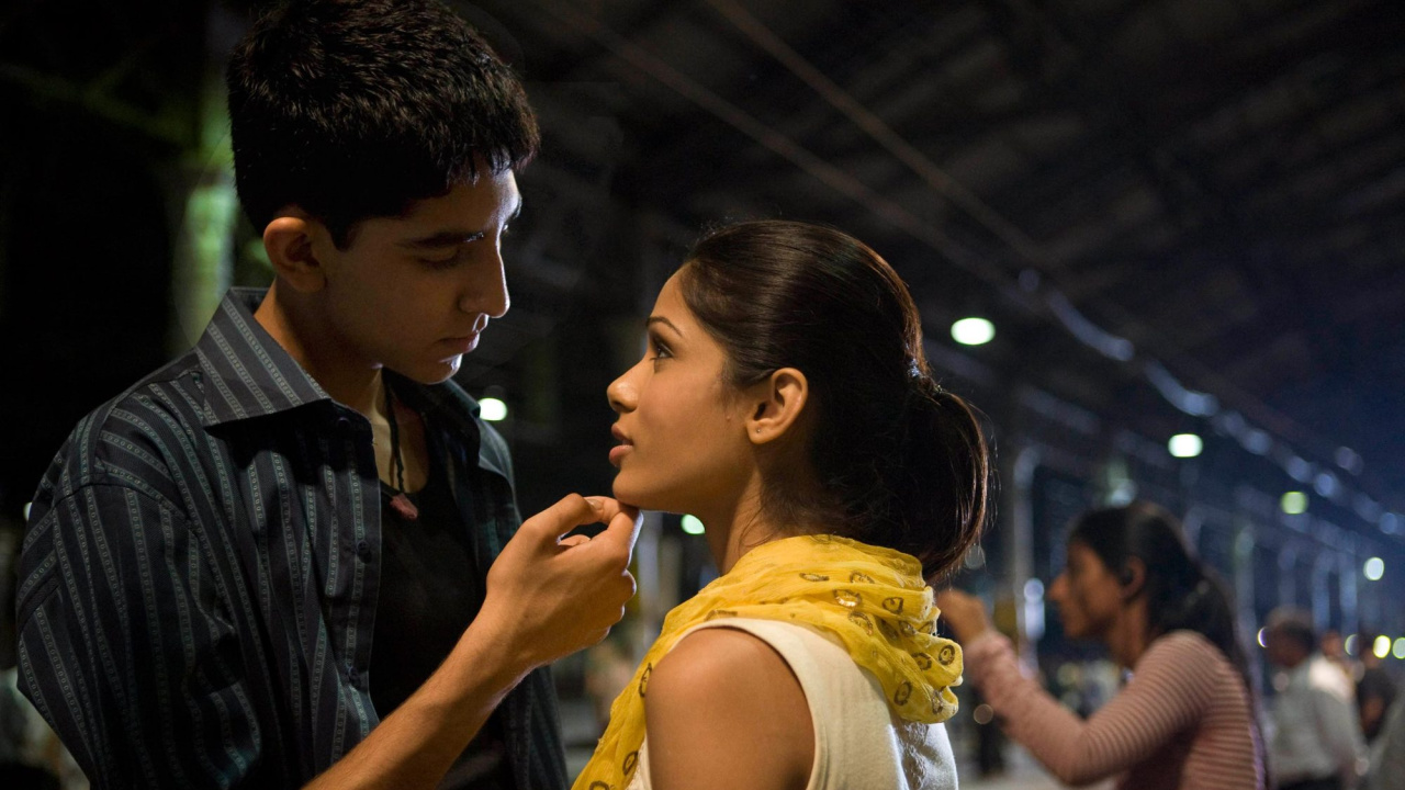Slumdog Millionaire (2008)